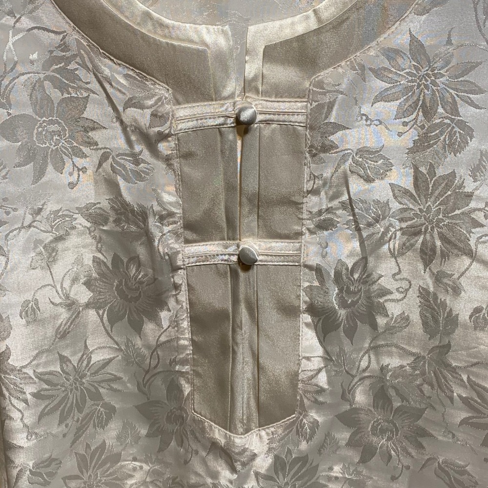Erika Taylor Intimates Ivory Floral Cream Jacquard Satin Nightgown Plus Size 3X - Picture 6 of 9